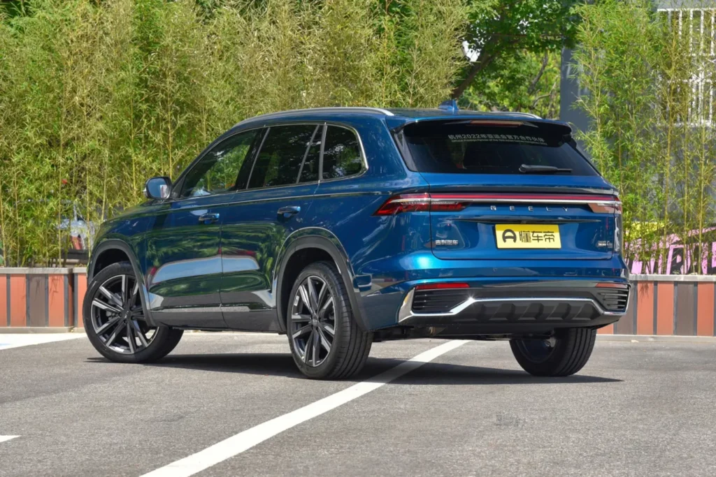 Купить Geely Monjaro в Минске